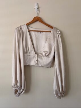 Meshki Satin V-Neck Crop Blouse with Button Front - Cream